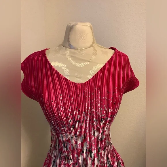 Cato short sleeve ruffle pleated top size medium bright Pink - Picture 2 of 6